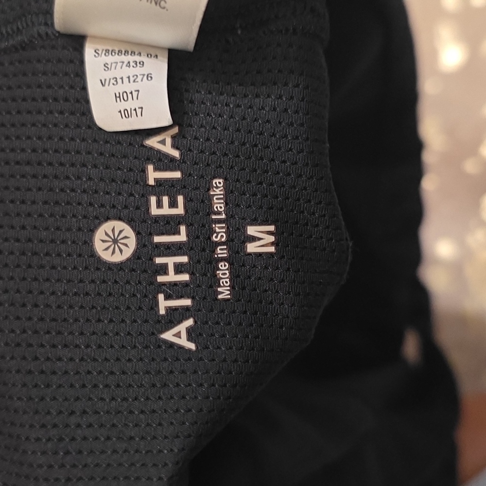 Athleta Power of She Sports Bra - Picture 5 of 6